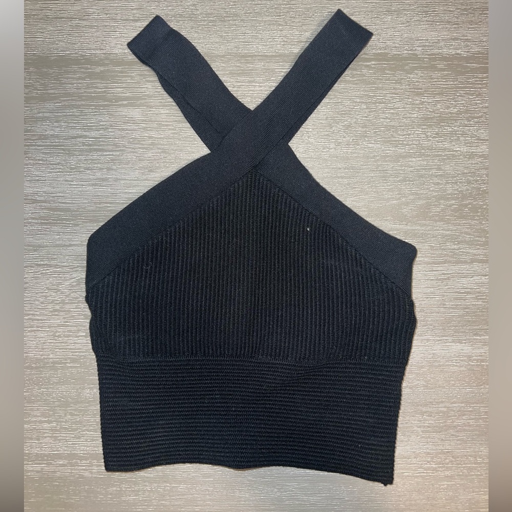 Abercrombie & Fitch Cross-neck halter crop top